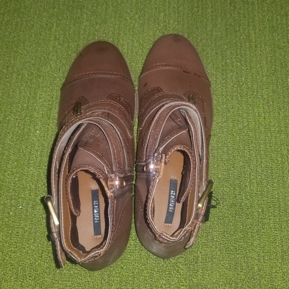 Ankle boots new 7.5